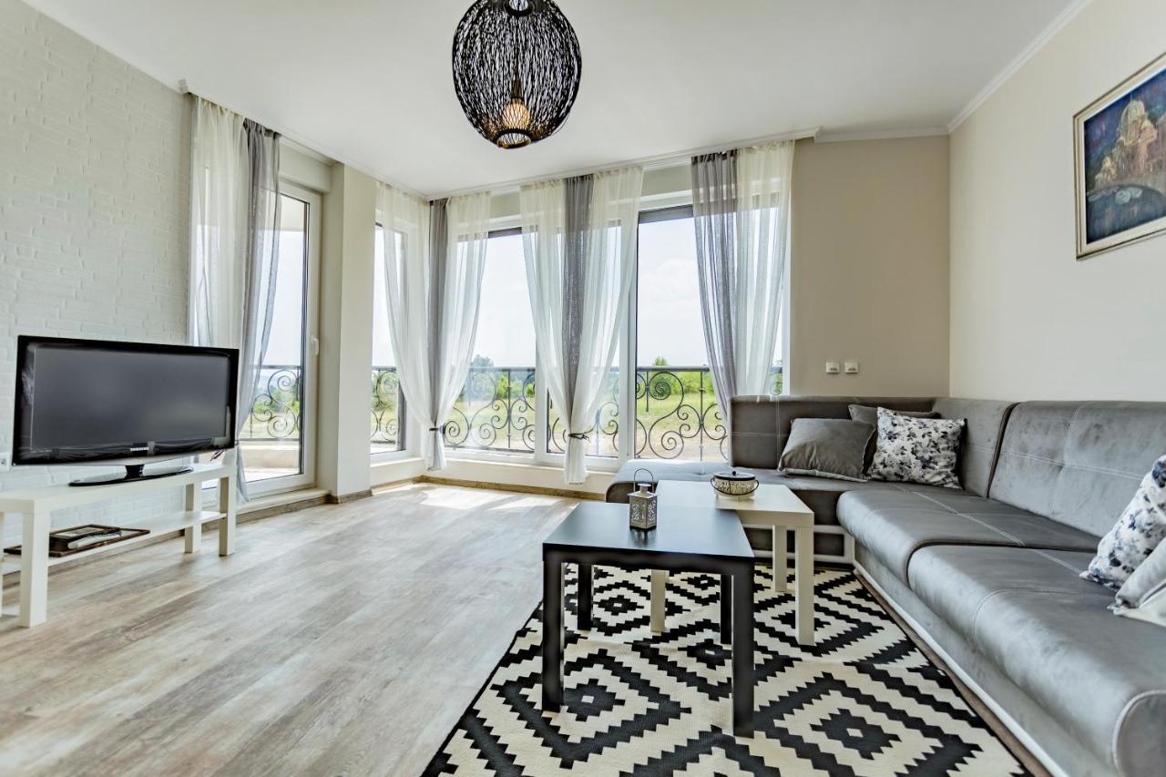 Apartments In Complex Sunny Island Deluxe Czernomorec Zewnętrze zdjęcie