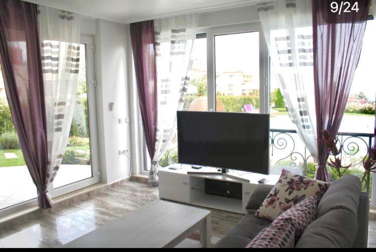 Apartments In Complex Sunny Island Deluxe Czernomorec Zewnętrze zdjęcie