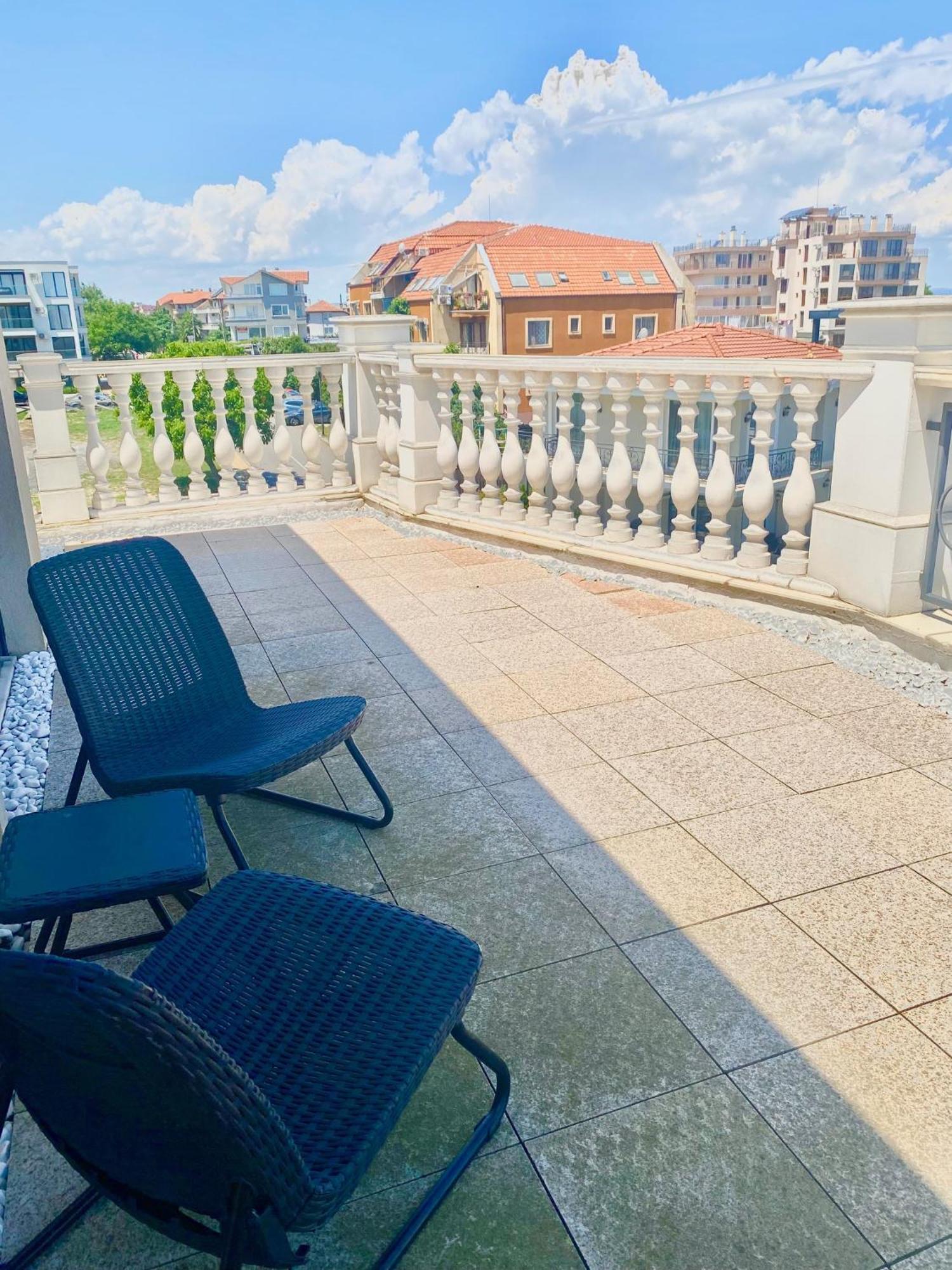 Apartments In Complex Sunny Island Deluxe Czernomorec Zewnętrze zdjęcie